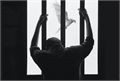 آزادی یک زندانی با پس‌انداز دانش‌آموزان یک مدرسه در همدان