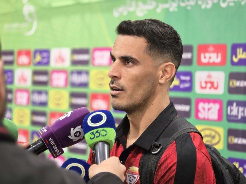 آزادی ۸ زندانی نیشابوری با کمک ملی‌پوش فوتبال