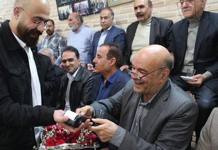 گلریزان میلیاردی یزدی‌ها در برای رهایی ده‌ها زندانی غیرعمد