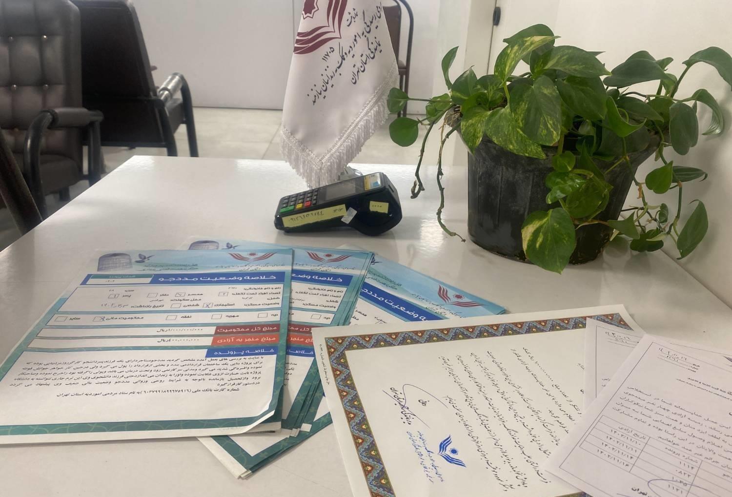 آزادی ۷ زندانی با گلریزان یک خانواده